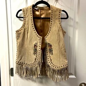 Vintage leather fringe vest with floral detail size 6